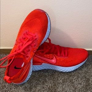 Nike Epic React Flyknit 2